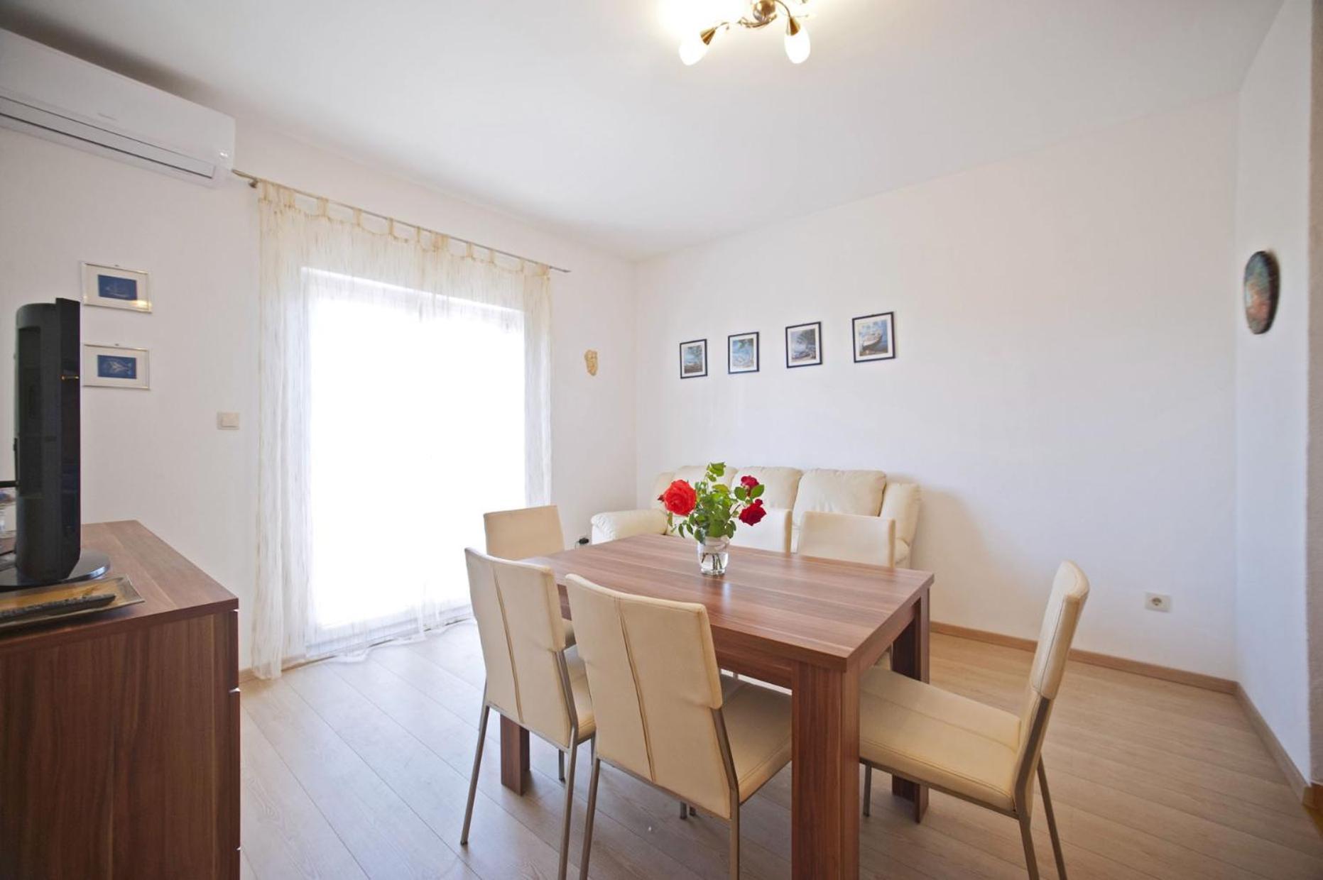 Apartments With A Parking Space Gornje Selo, Solta - 15545 Grohote Quarto foto